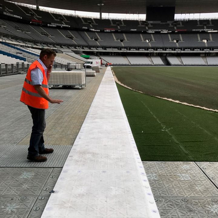 Plaque de protection Terratrak Plus plastique PEHD Stade de France | Envhyro