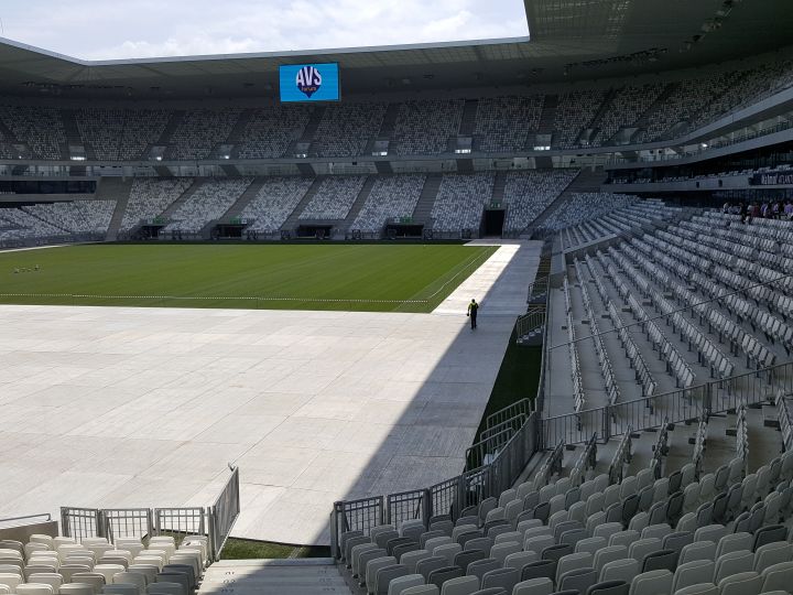 Plaque de protection en Aluminium pour concert au stade de Bordeaux | Envhyro